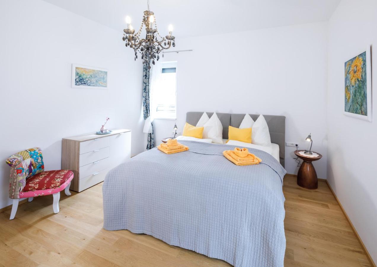 Ferienwohnung Narzisse - City Appartement Im Kurpark バート・アウスゼー エクステリア 写真