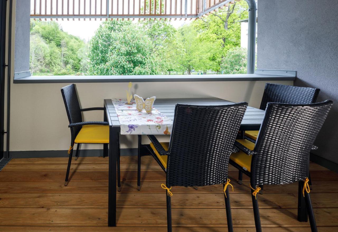Ferienwohnung Narzisse - City Appartement Im Kurpark バート・アウスゼー エクステリア 写真